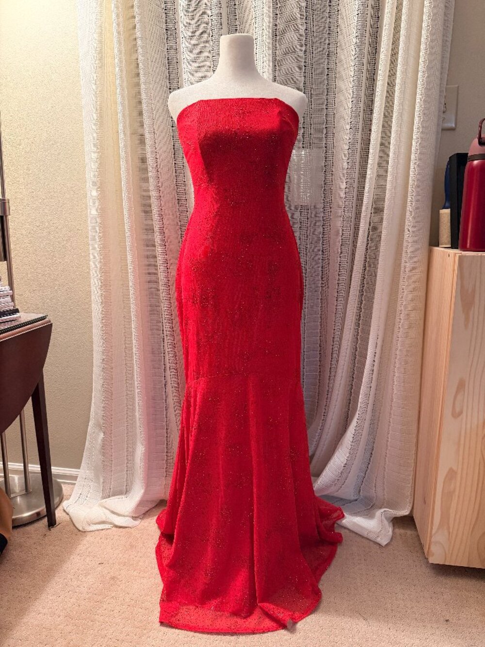 Jessica McClintock strapless red dress